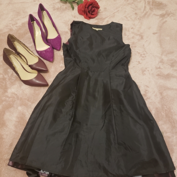 Full Lined RW & Co Damask Dress - Picture 8 of 10